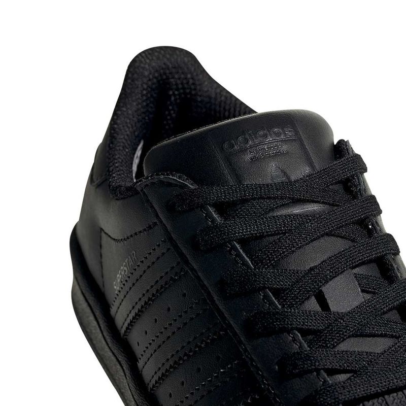 Adidas originals negras clearance niño