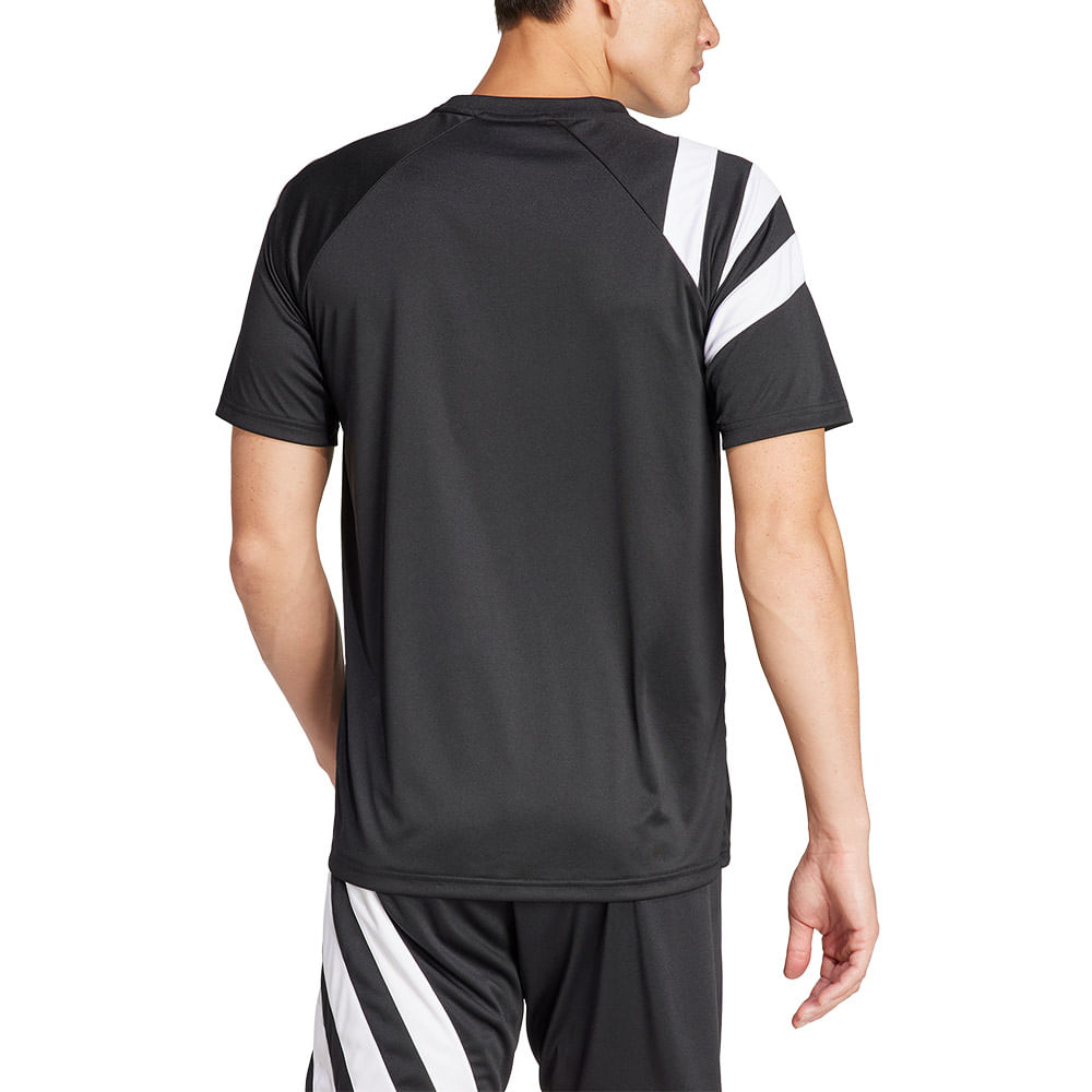 Camiseta adidas clearance questar