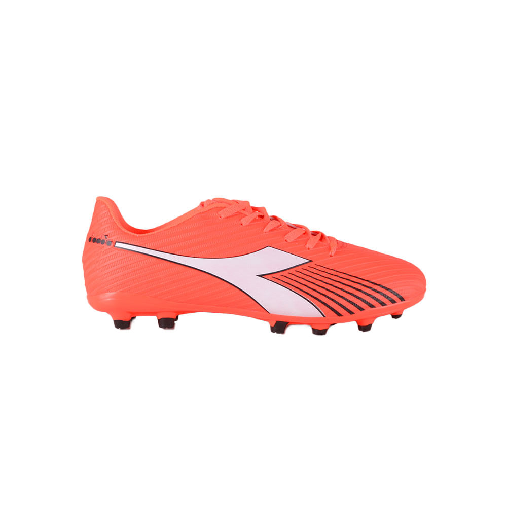 Botines de futbol diadora online